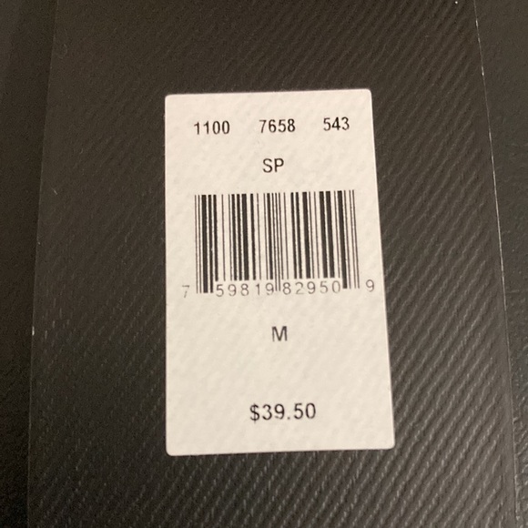 Calvin Klein textured plum color blouse with cap sleeves size M made in Jordan - Picture 8 of 8